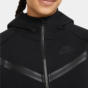 Nike Tech Fleece, Black. Girls size youth small.